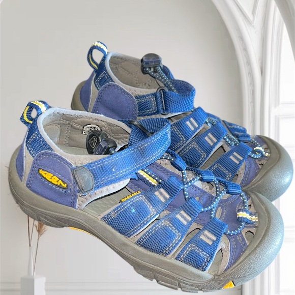 Keen Kids Blue and Gray Outdoor Sandals - Picture 1 of 3